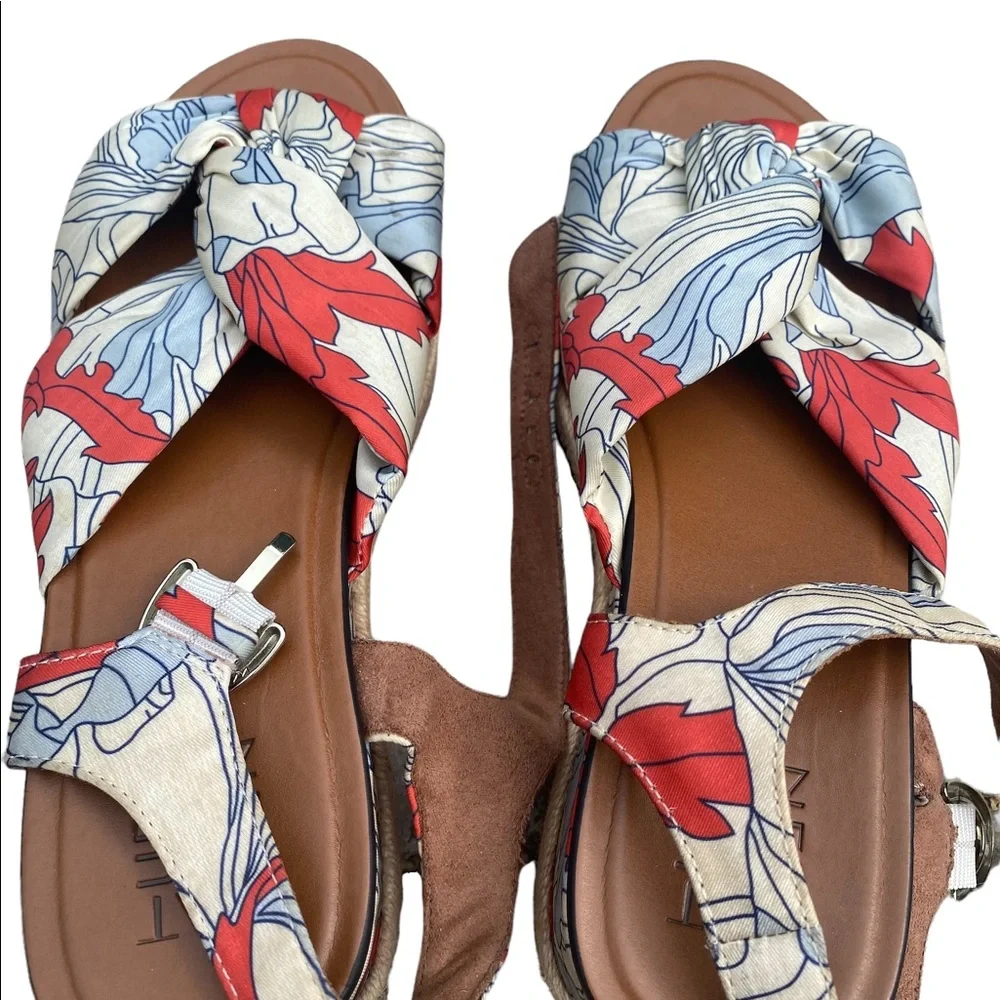 Naturalizer Floral Print Platform Sandals